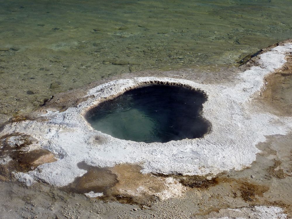 Yellowstone West Thumb Area (19).JPG